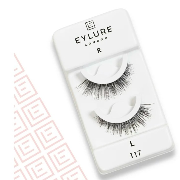 Target - All Glammed Up 9 Piece Collection of Party Prep Accessories - Picture 7 of 15